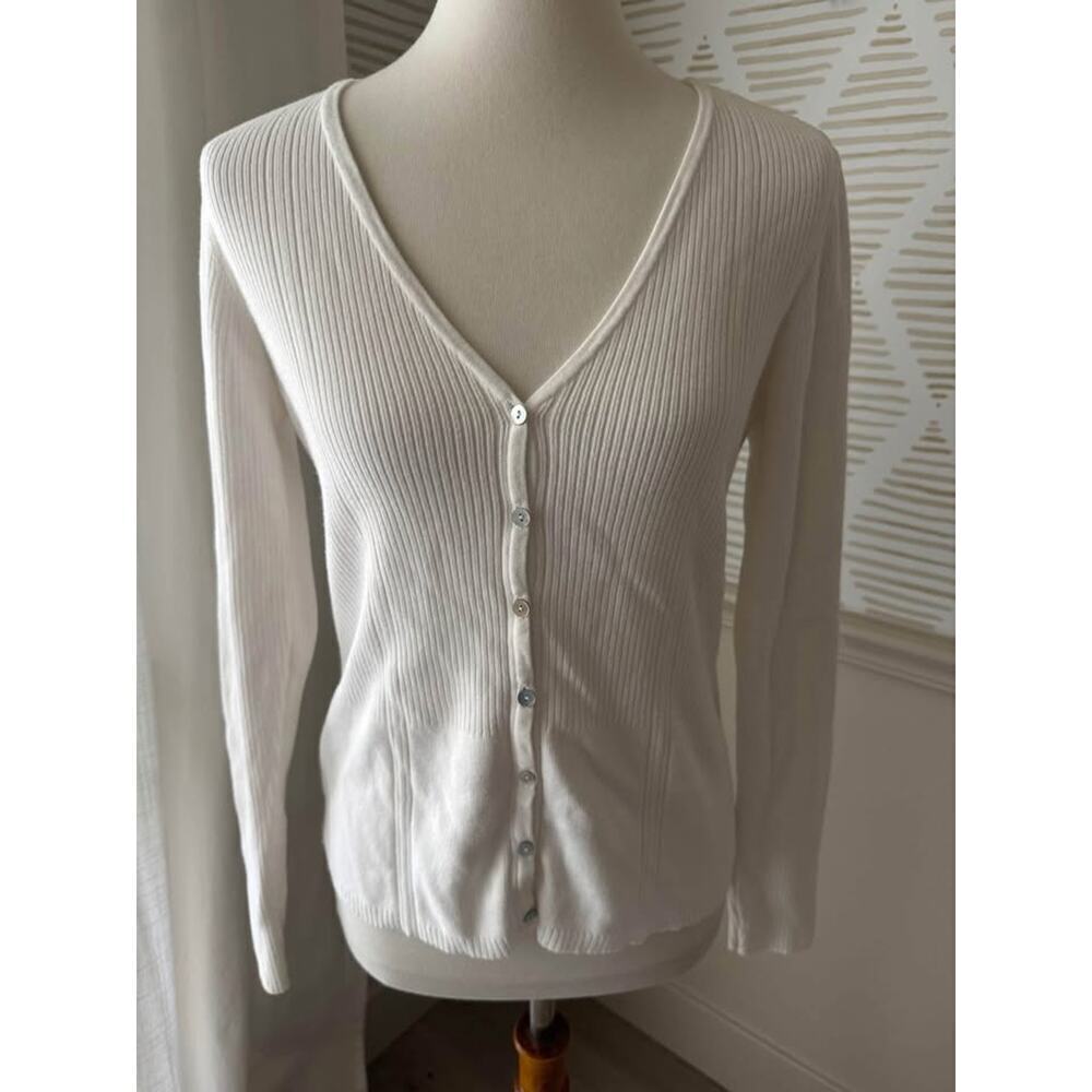 Caslon Women’s Medium White V Neck Button Cardigan